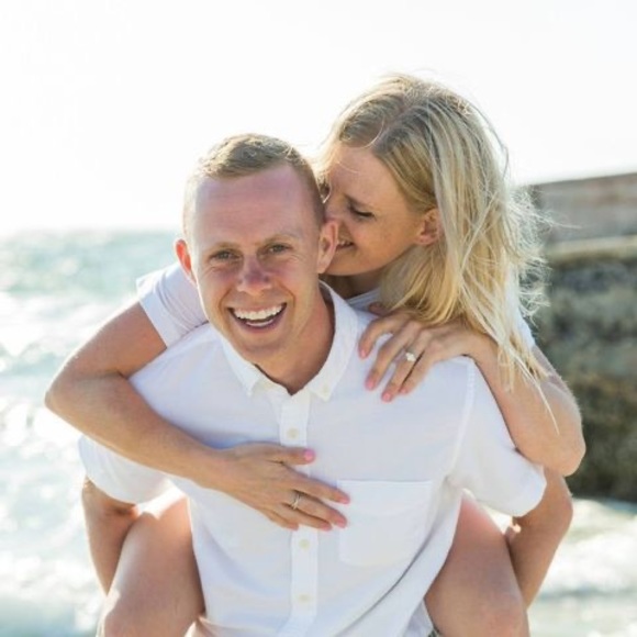 Meet your Posher, Ali - Picture 1 of 1